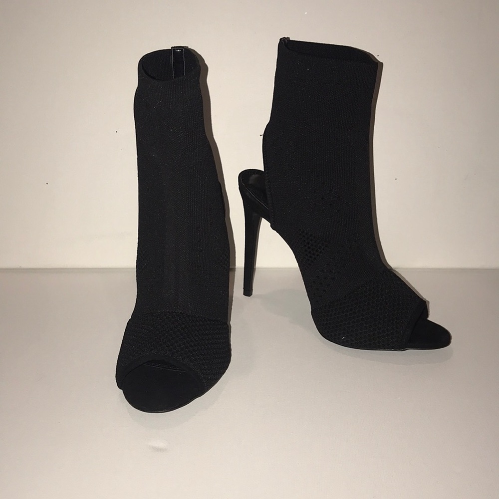 Size 8 Olivia J Bootie heels